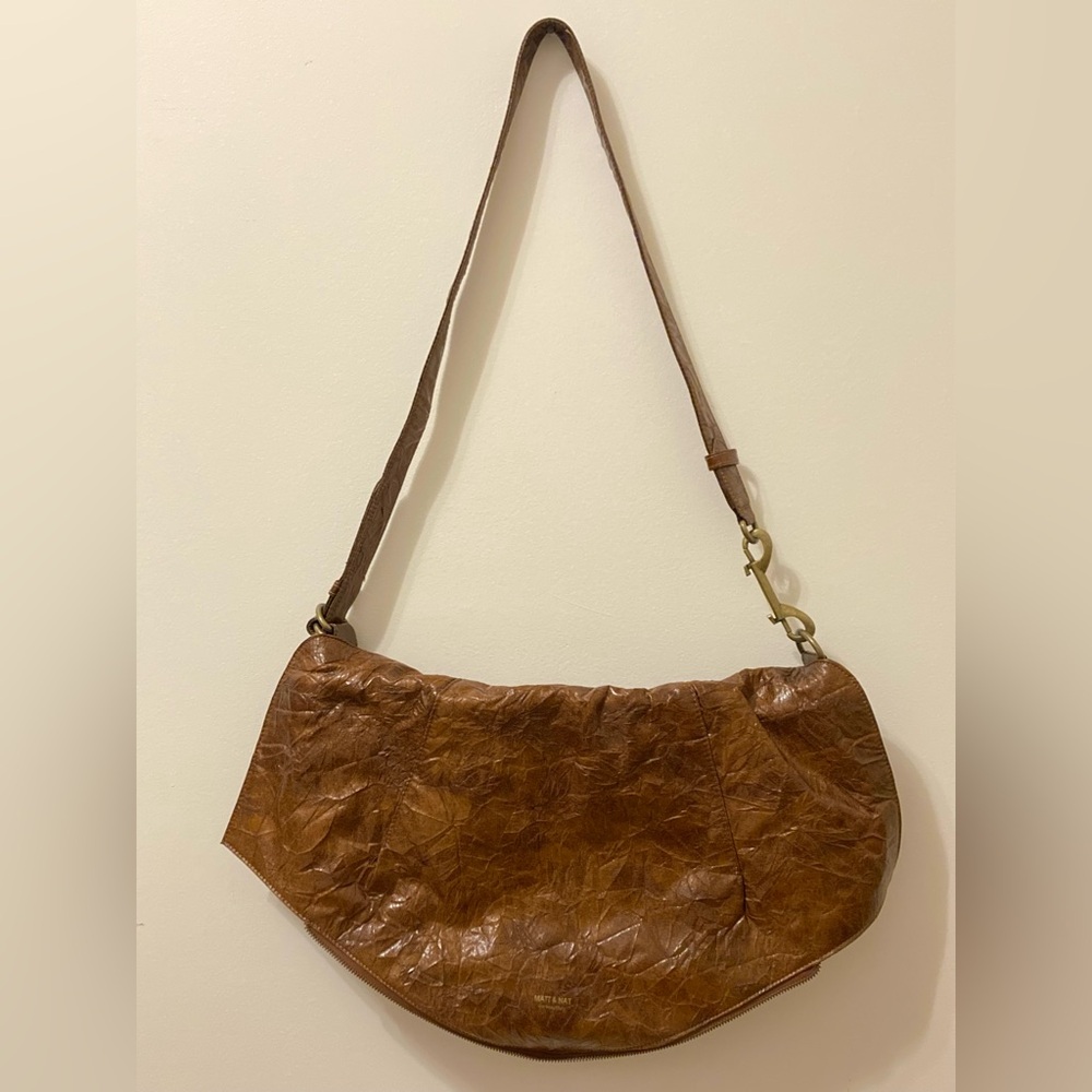 Matt & Nat large crossbody sling brown bag